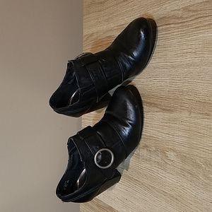 Price Drop👀  Cute Apostrophe: Black Dowining Ankle Booties7.5